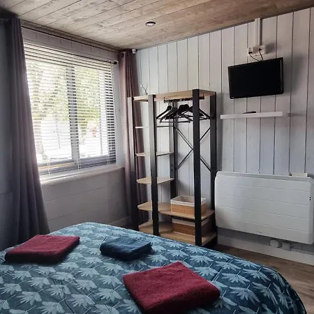 Aux Passagers De La Baie *